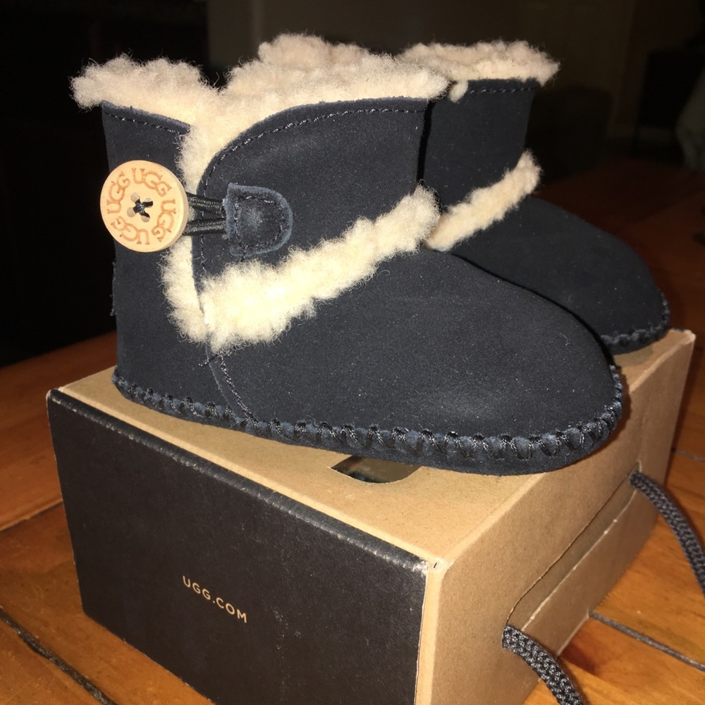 UGG Australia LEMMY Infant Booties NEW Size 2/3